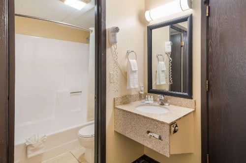 Quality Inn Clovis image 14