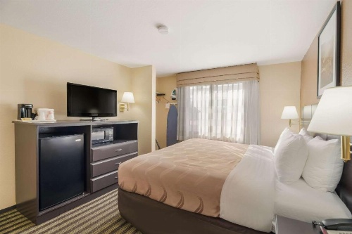 Quality Inn Clovis image 19