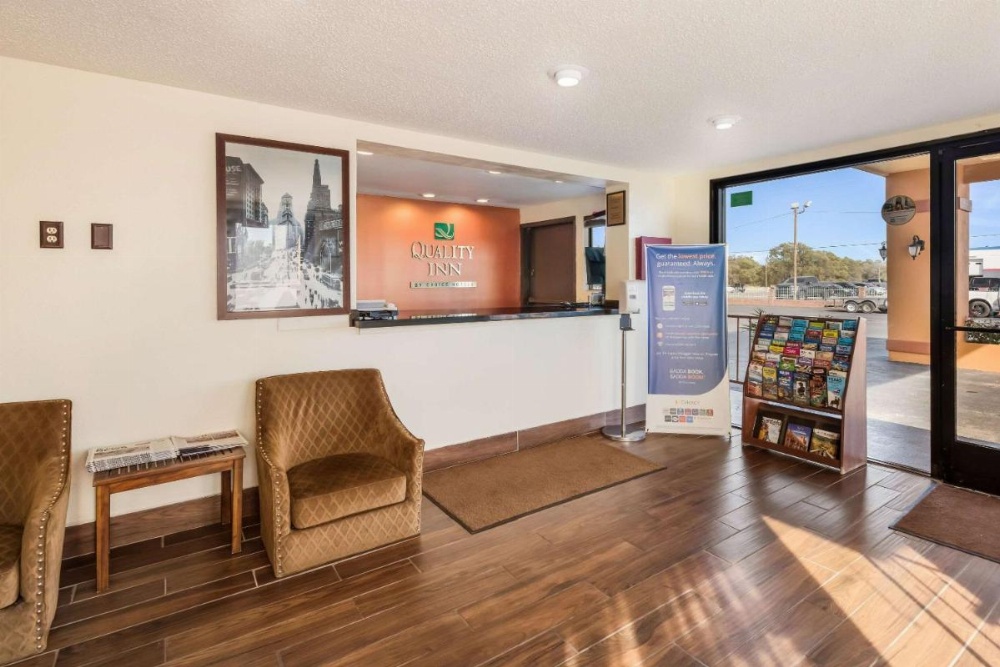 Quality Inn Clovis Image 24