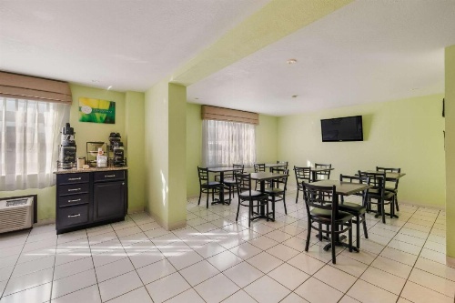 Quality Inn Clovis image 5